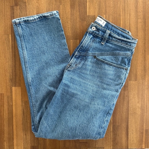 Curve Love Ultra High Rise 90s Straight Jean - Picture 2 of 10